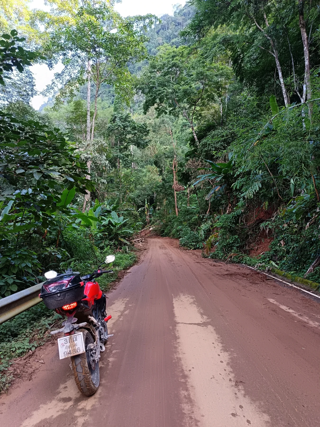 For experienced dirt bikers, options include routes to Wiang Haeng, Sob Guay, or Huai Nam Dang National Park